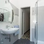 Val Di Noto 3*