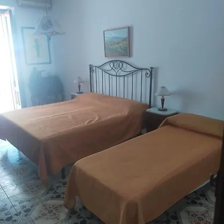 Val Di Noto فندق مبيت وإفطار